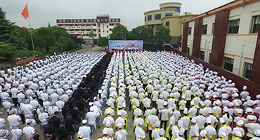 新起点，筑梦公益——让温暖汇聚在上海新东方烹饪学校