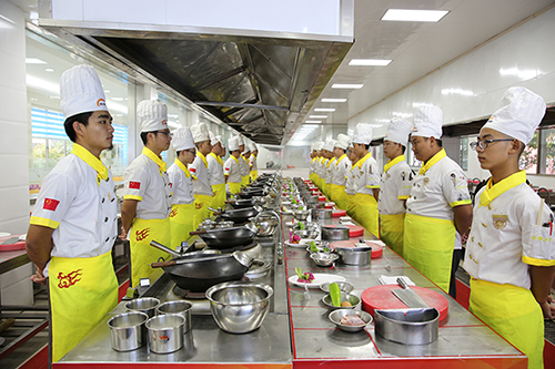 怎样选择中餐培训学校